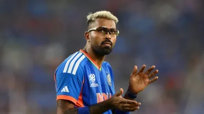“Hardik Pandya is irreplaceable” - Sunil Gavaskar urges team management to try somebody with a different skill set as Hardik’s replacement